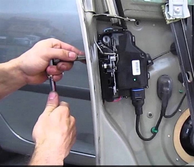 This is a Repair Solution for Faulty Door Lock Motor Actuator on most